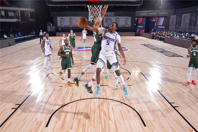 阳台音乐会 阳台音乐会