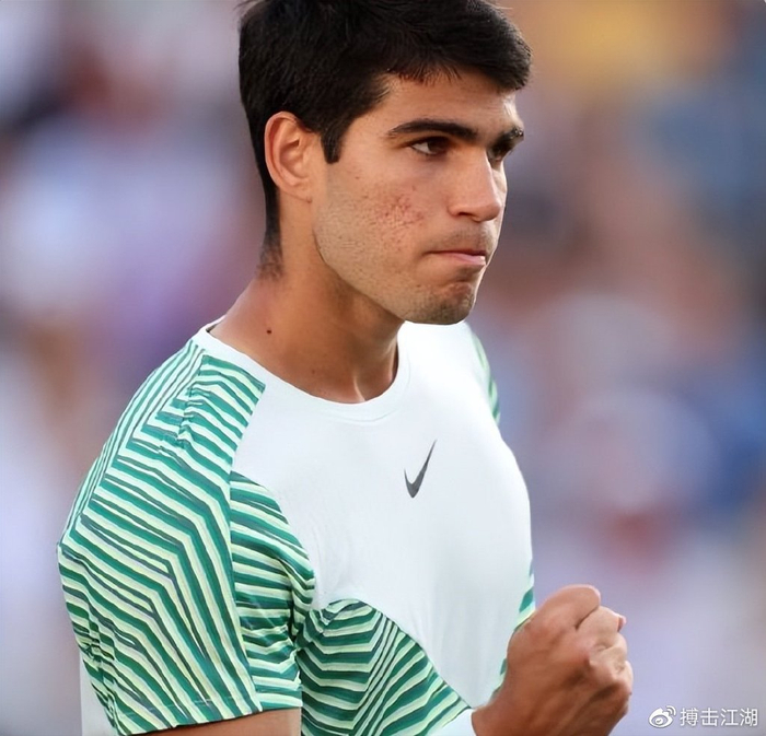 沉醉于足球 沉醉于足球