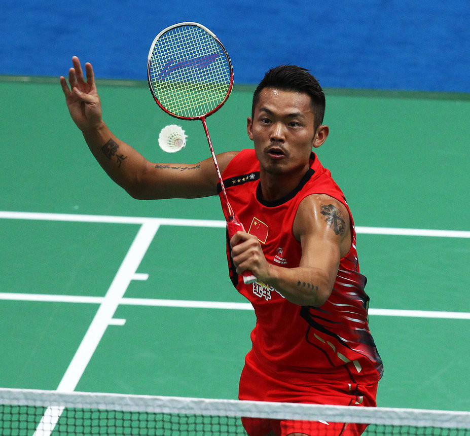 展的同时 展的同时