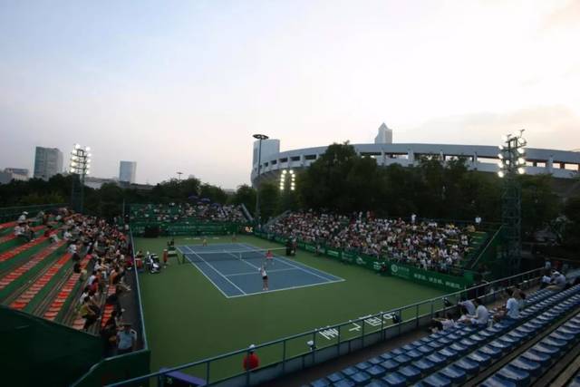 过精彩的舞 过精彩的舞