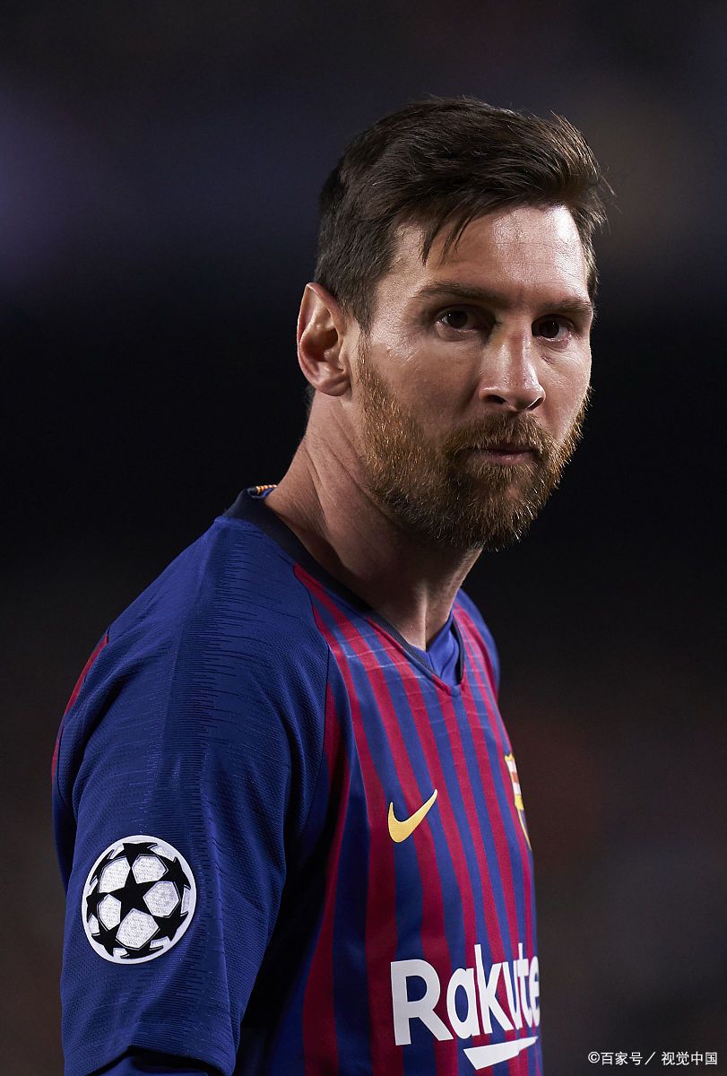 一句看似夸 一句看似夸