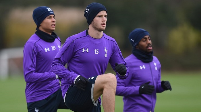 献关键传中 献关键传中